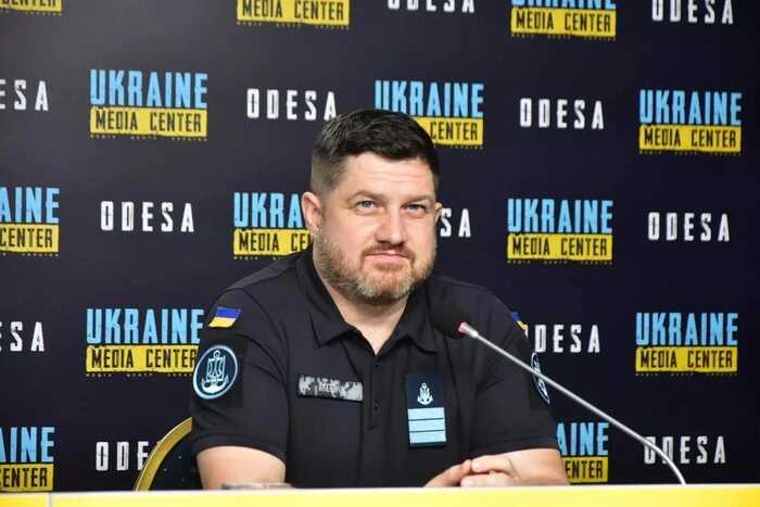 З Криму летіло все, що тільки могло
