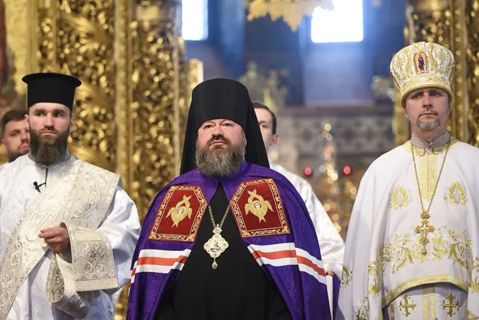 Wspólna modlitwa Ukraińskiego i Moskiewskiego Kościoła w Czernihowie. Przedstawiciel Prawosławnego Kościoła Ukrainy wyjaśnił, kto stworzył «cud»