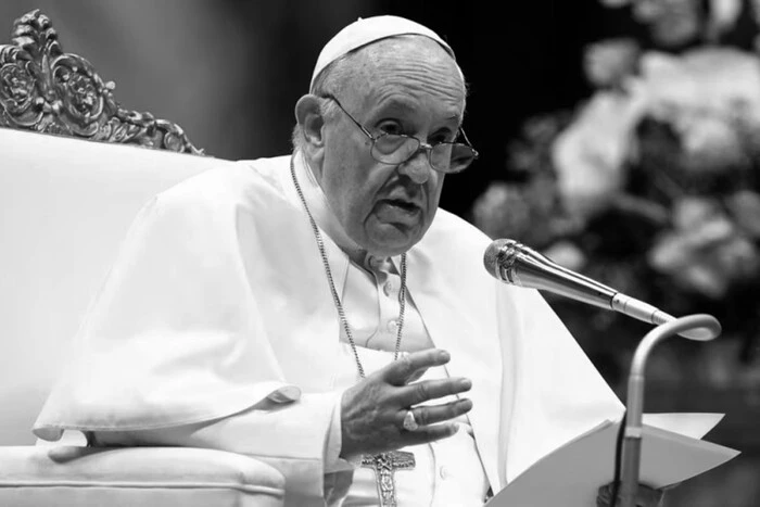 Kto podniesie biały sztandar? Najbardziej kontrowersyjne wypowiedzi Papieża Franciszka na temat wojny
