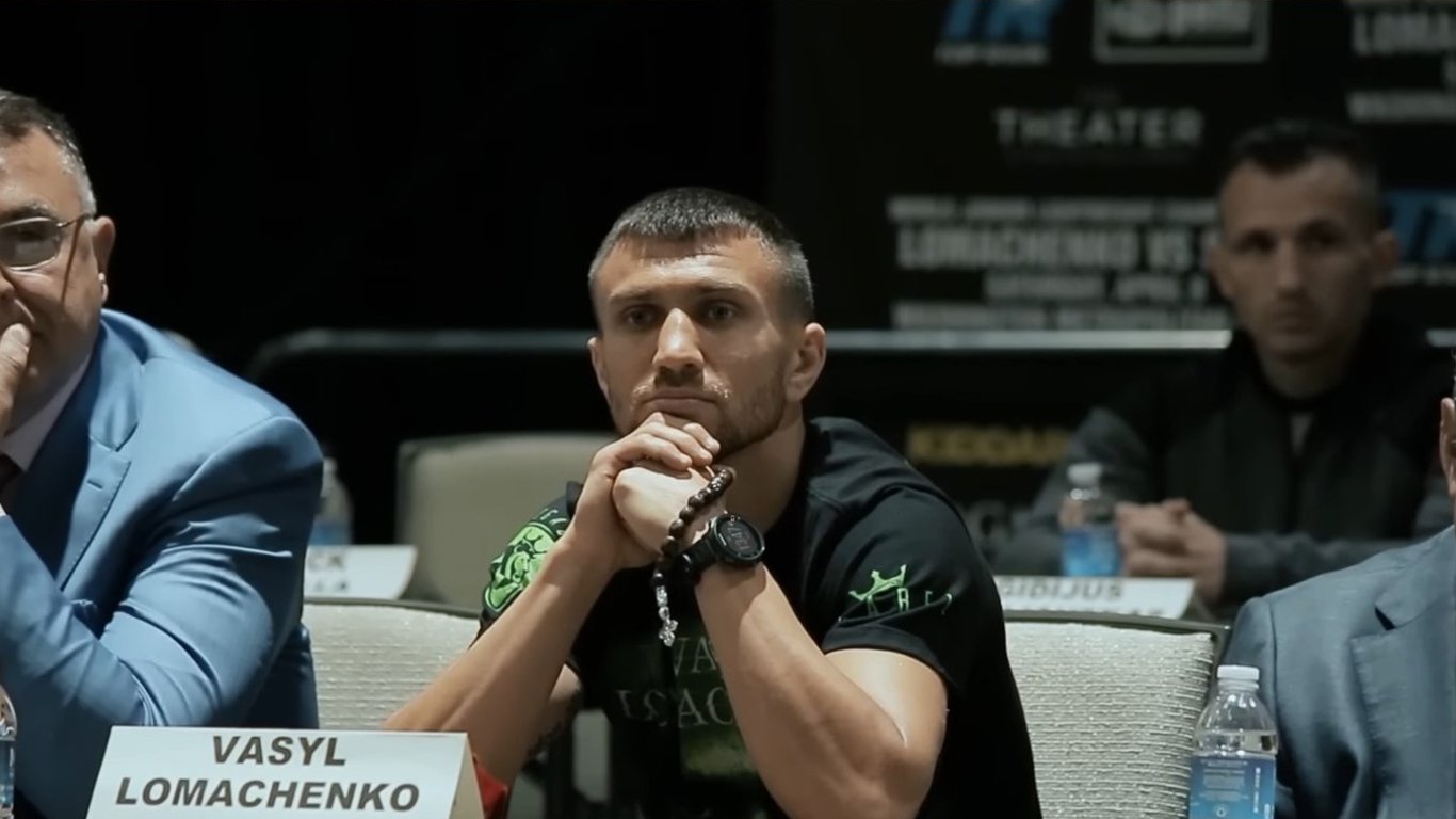 Ломаченку радили змінити громадянство — що відомо