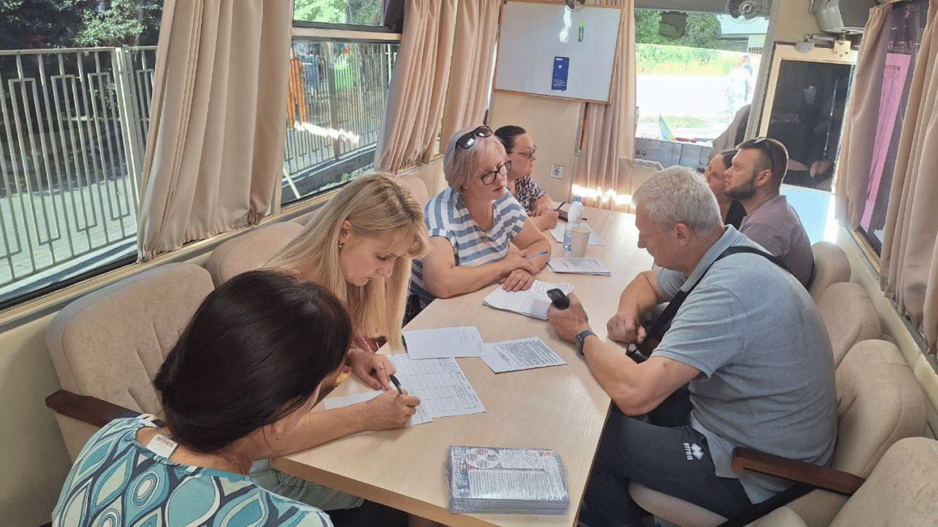 В Одесі відкрили штаби допомоги після обстрілу — де саме