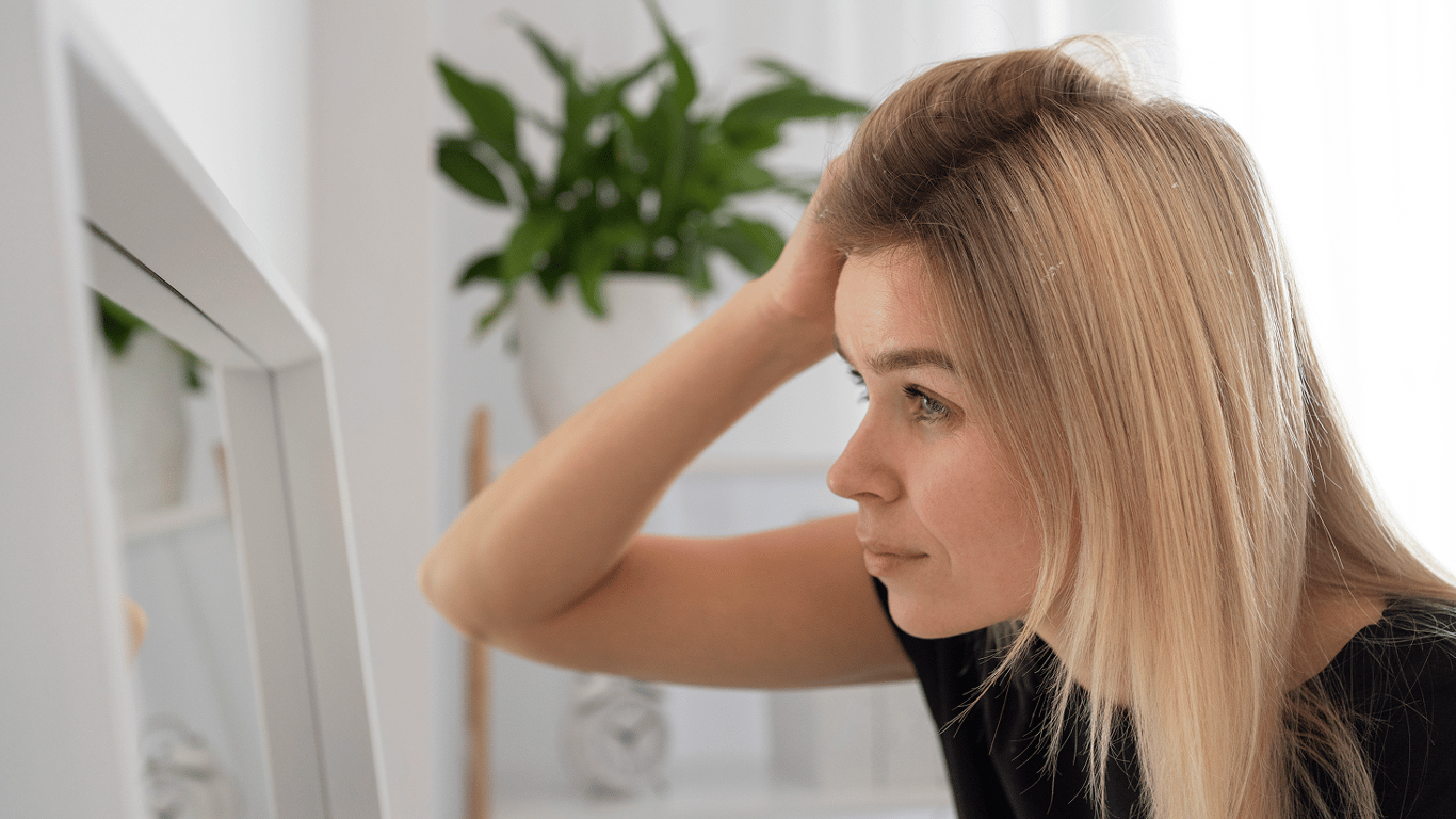Neues Shampoo hilft nicht – wie man Haarausfall stoppen kann